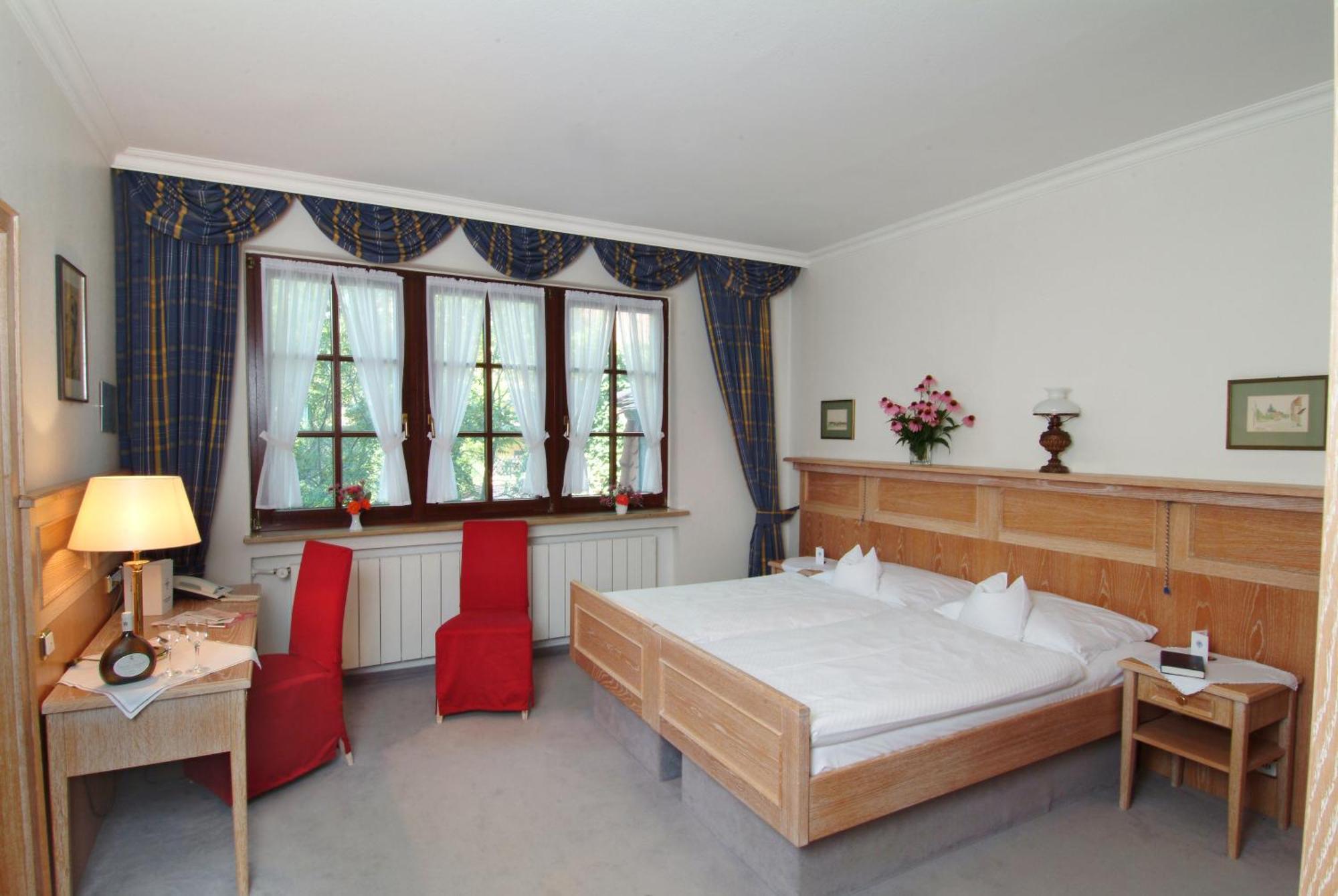 Hotel Leicht Biebelried Zewnętrze zdjęcie